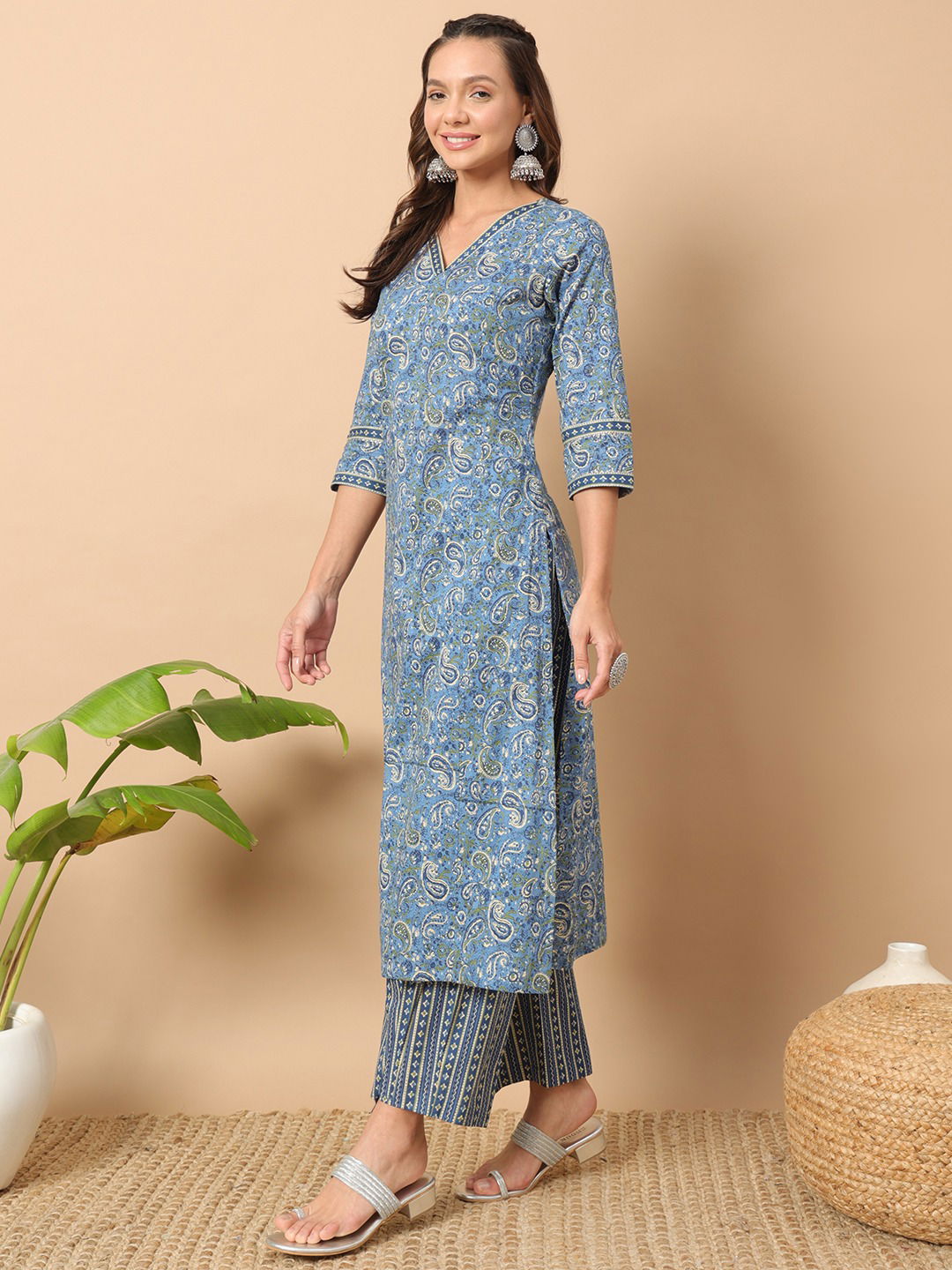 SET0131 Size Set V Neck Printed Cotton Kurti With Bottom Wholesale Shop In Surat